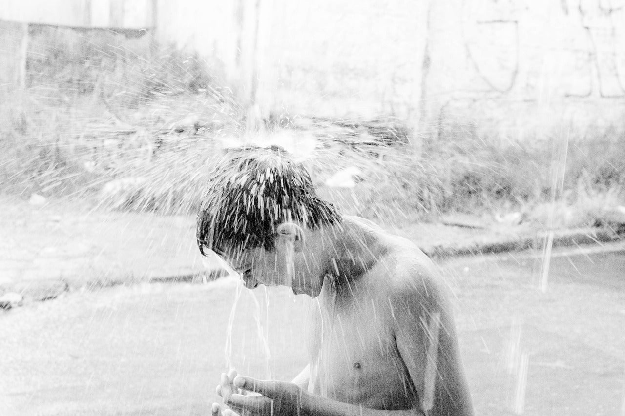 Les Bienfaits des Bains d'Eau Froide : Rafraîchissez Votre Santé